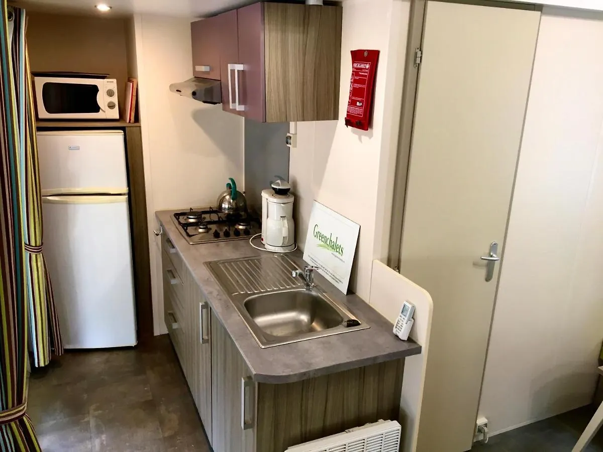Greenchalets Roquebrune Sur Argens 0*, Roquebrune-sur Argens Francja